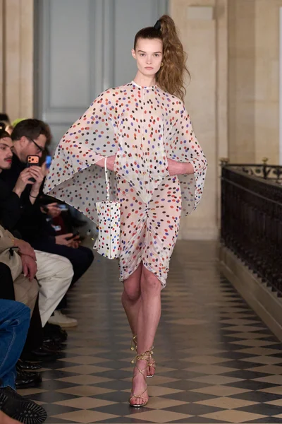 Look 66